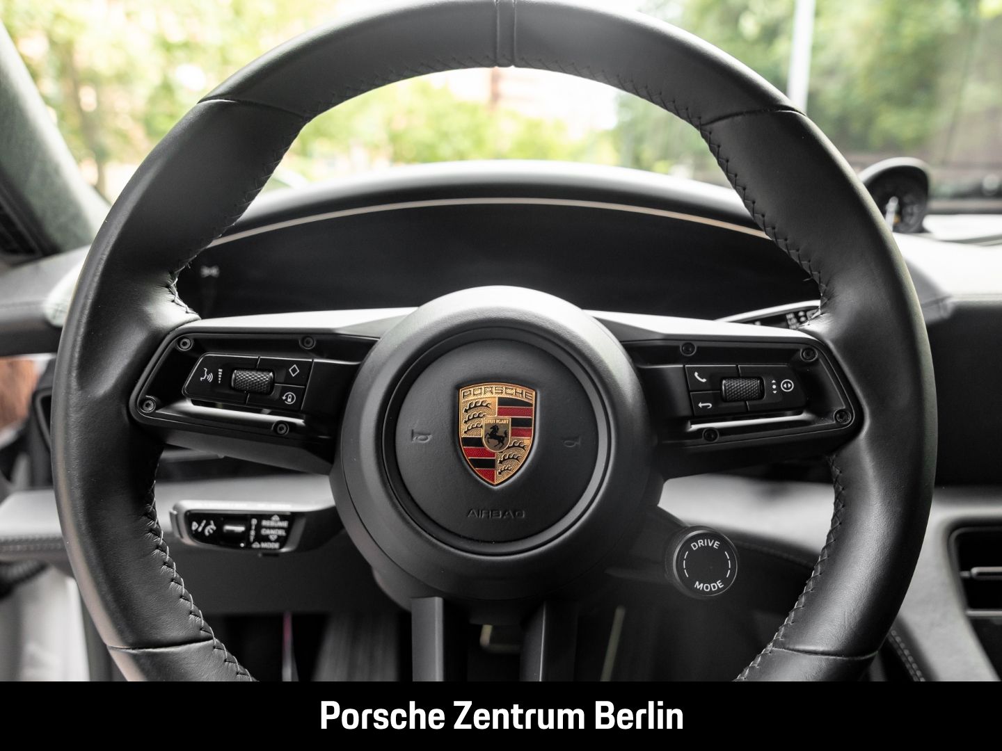 Porsche Taycan Turbo Sport Turismo Burmester Panorama