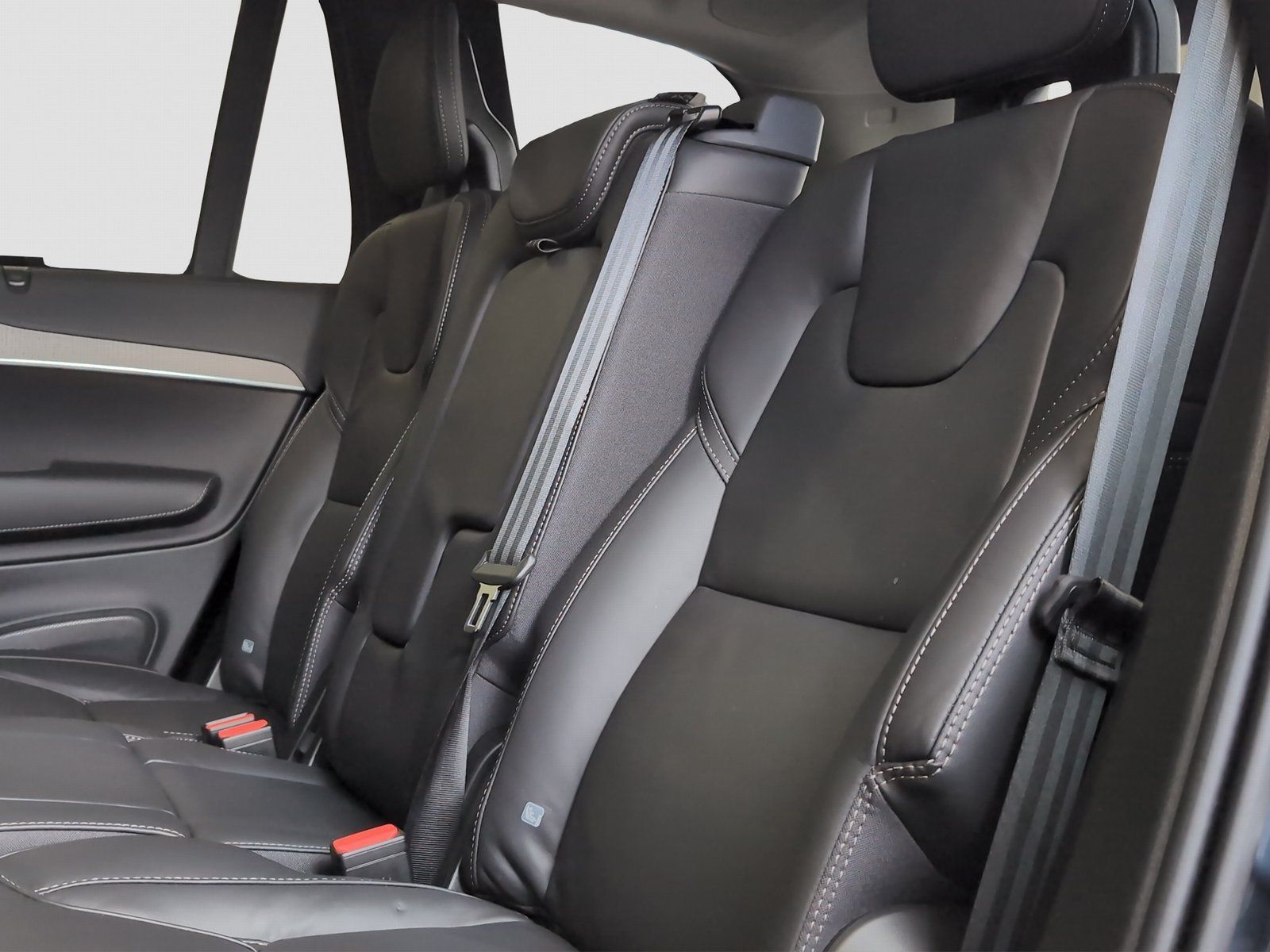 Volvo XC90+T8+Recharge+GT+AWD+Ultra+Dark+7 Sitzer+LED+