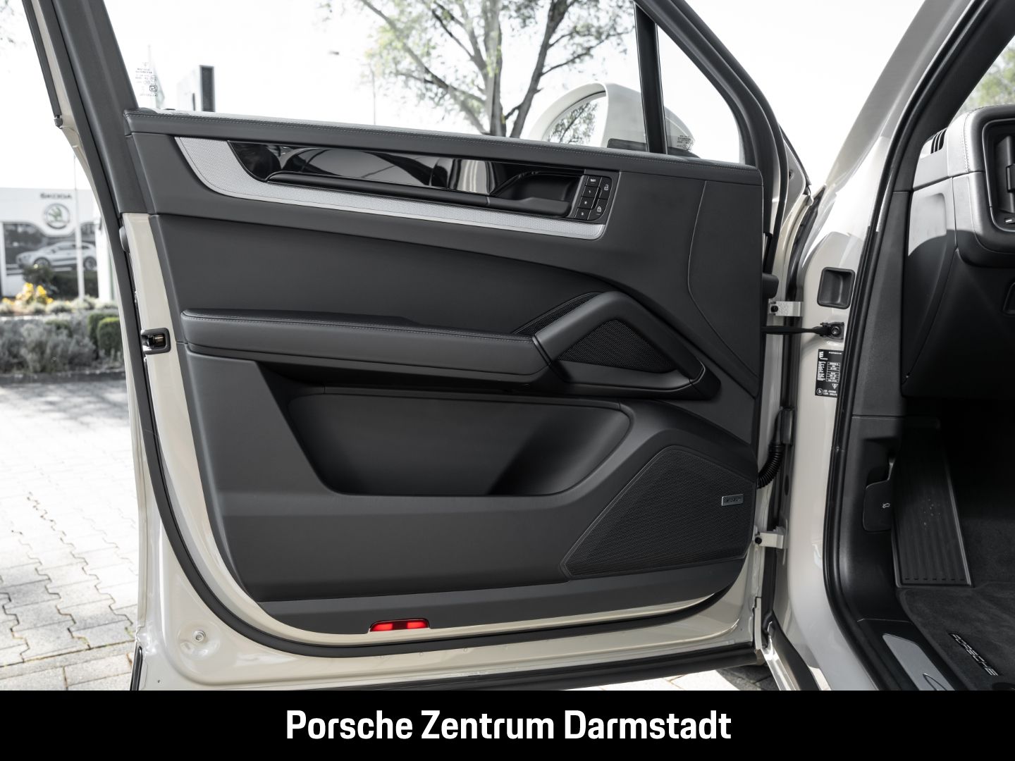 Porsche Cayenne InnoDrive Head-Up Sportabgasanlage BOSE