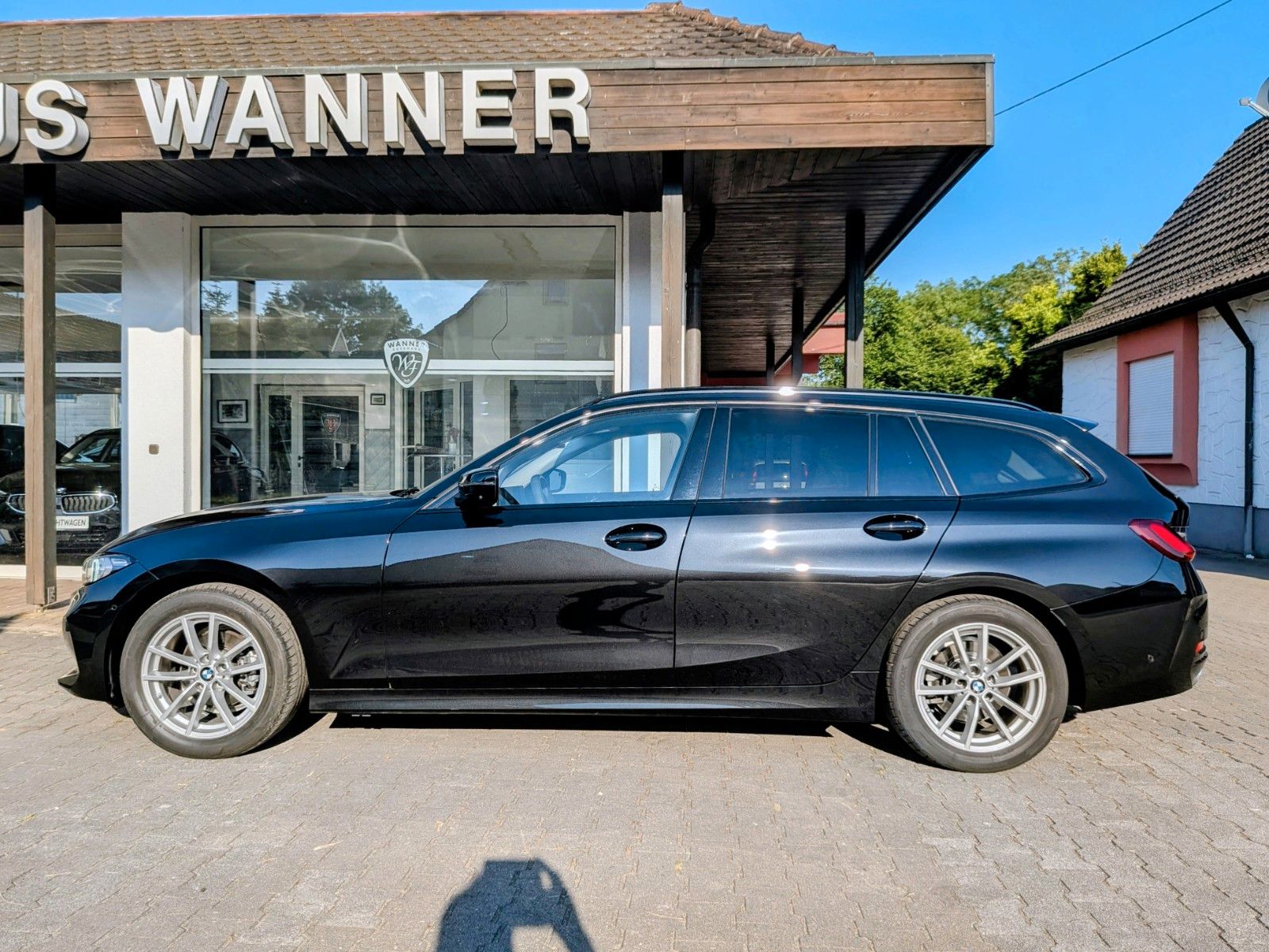 BMW 318i Touring *LederSportsitze*ACC*360°*DrivAssis