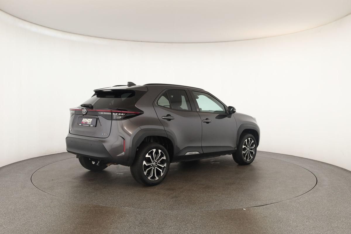 Toyota Yaris Cross CVT Team D LED Navi SHZ iACC Kam 17"