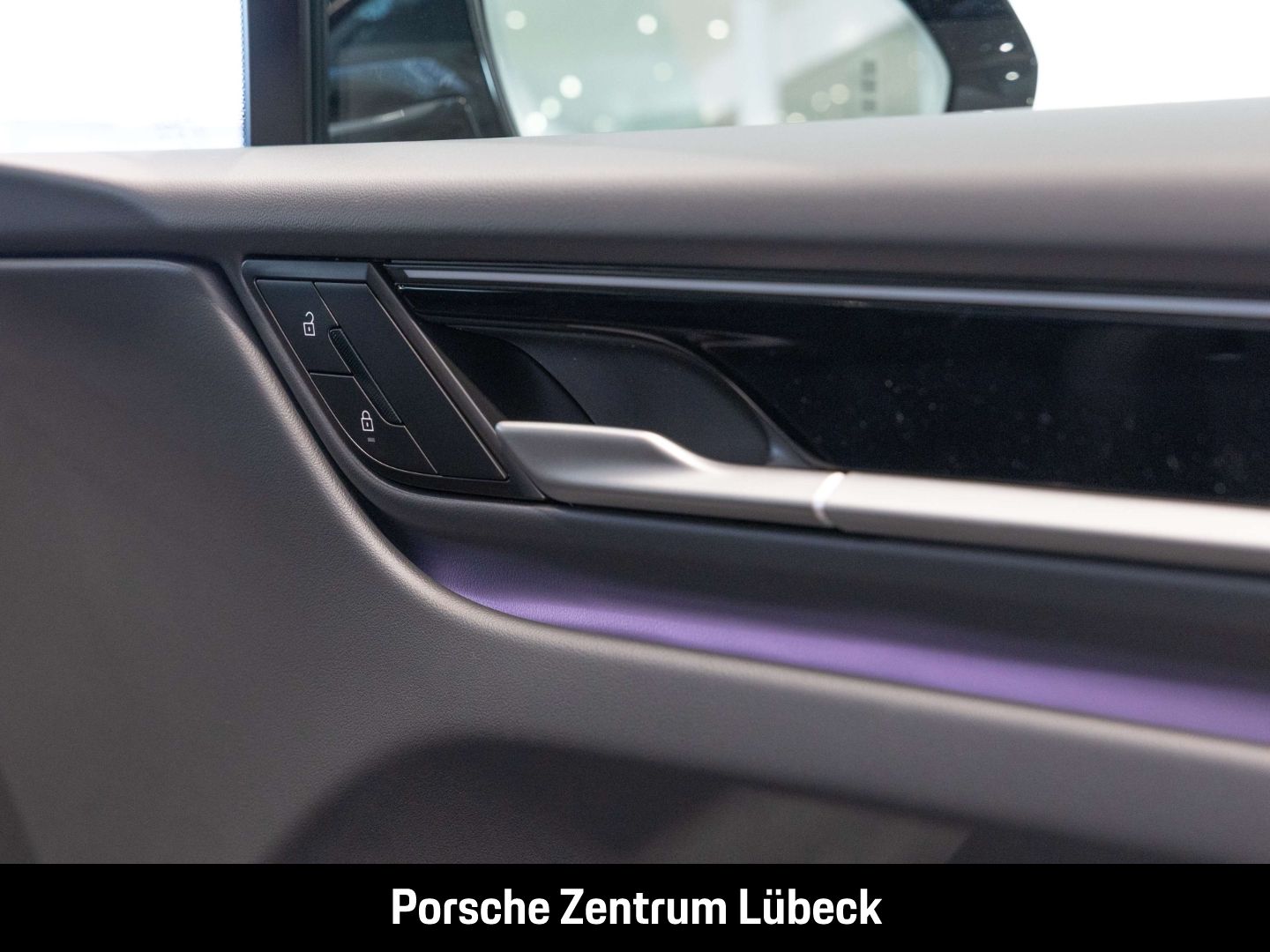 Porsche Macan - Samsaru's Car Outlet