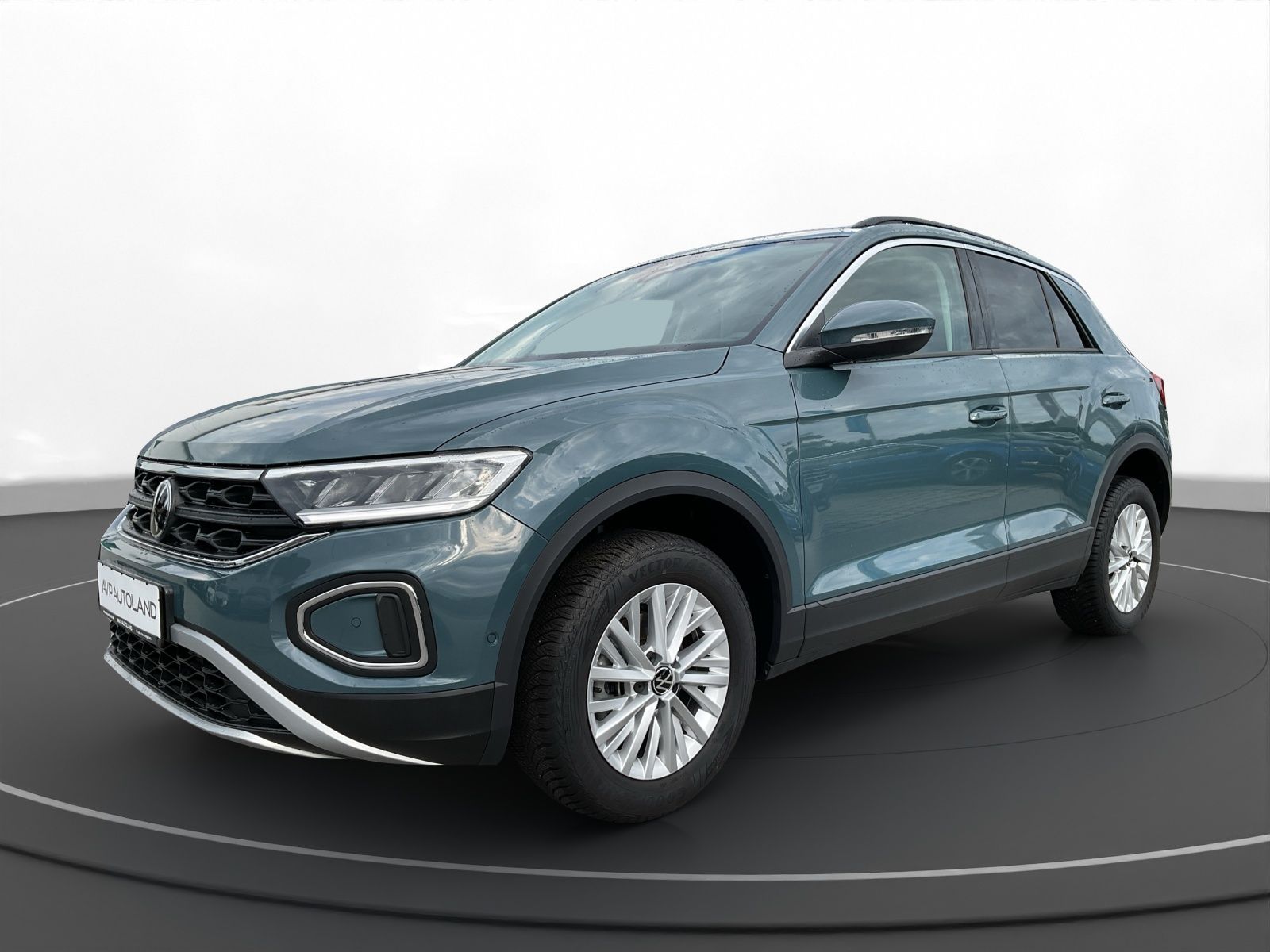 Volkswagen T-Roc 1.0 TSI Life - Samsaru's Car Outlet