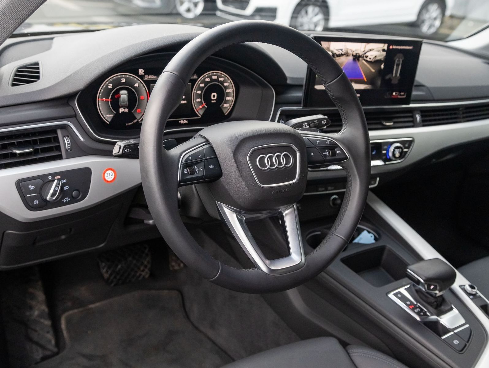 Audi A4 Avant S line 35TDI Stronic - Samsaru's Car Outlet