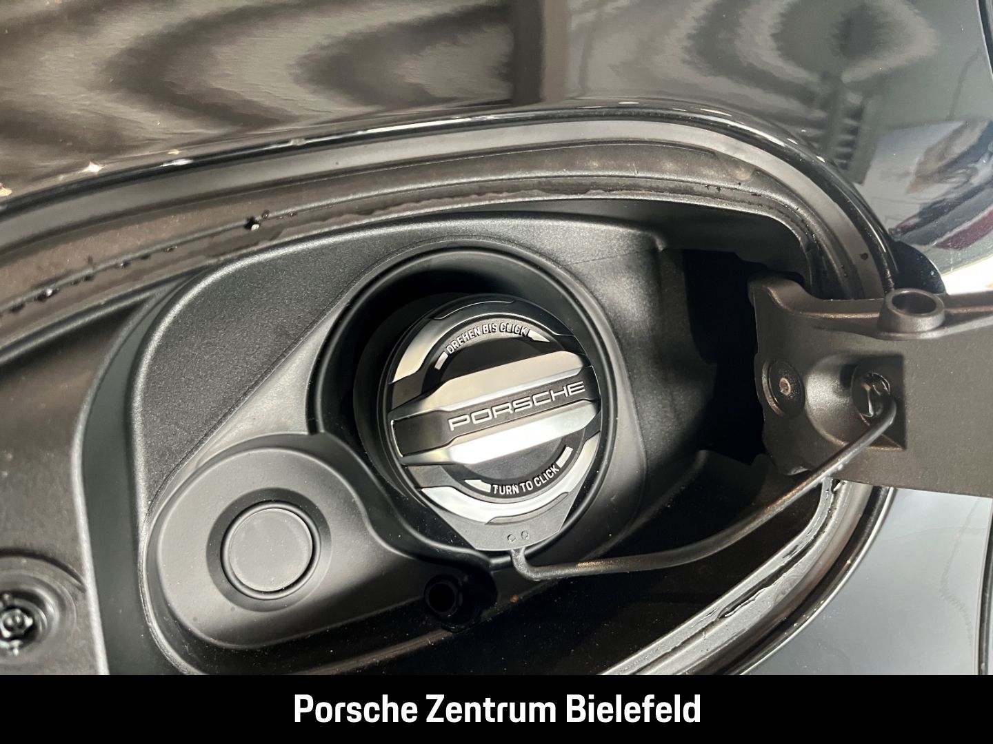 Porsche Cayenne BOSE LED-Matrix Panoramadach Luftfederun