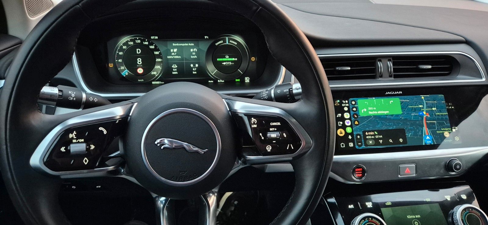 Jaguar I-PACE HSE/BlackPack/HUD/AIR/22Zoll/Matrix/750W