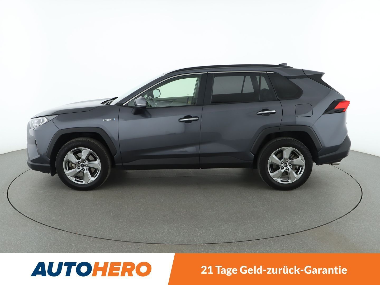 Toyota RAV 4 2.5 Hybrid 4x4 Lounge - Samsaru's Car Outlet