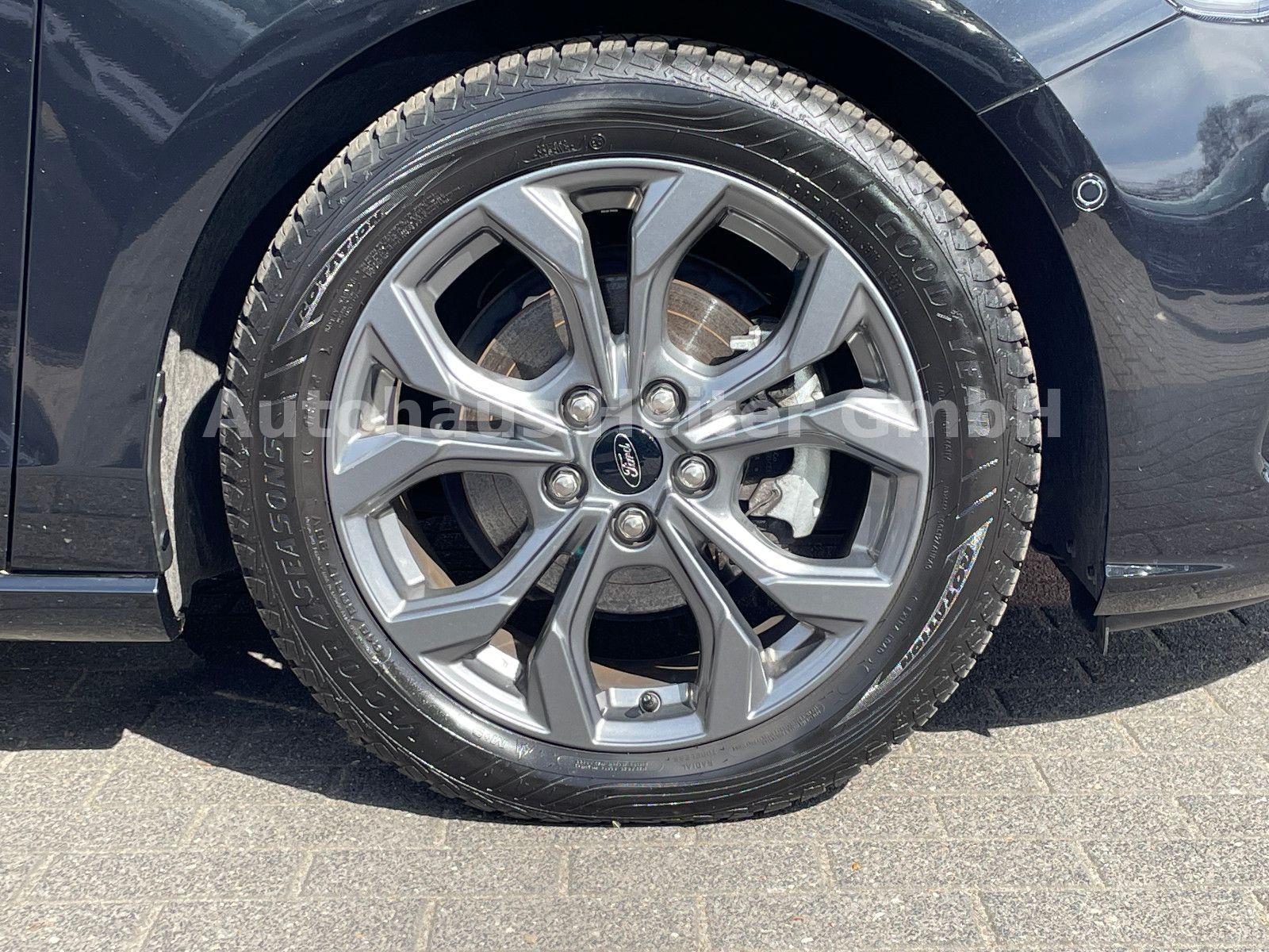 Ford Focus Automatik ST-Line X /155PS+Head-Up+ACC+AHK