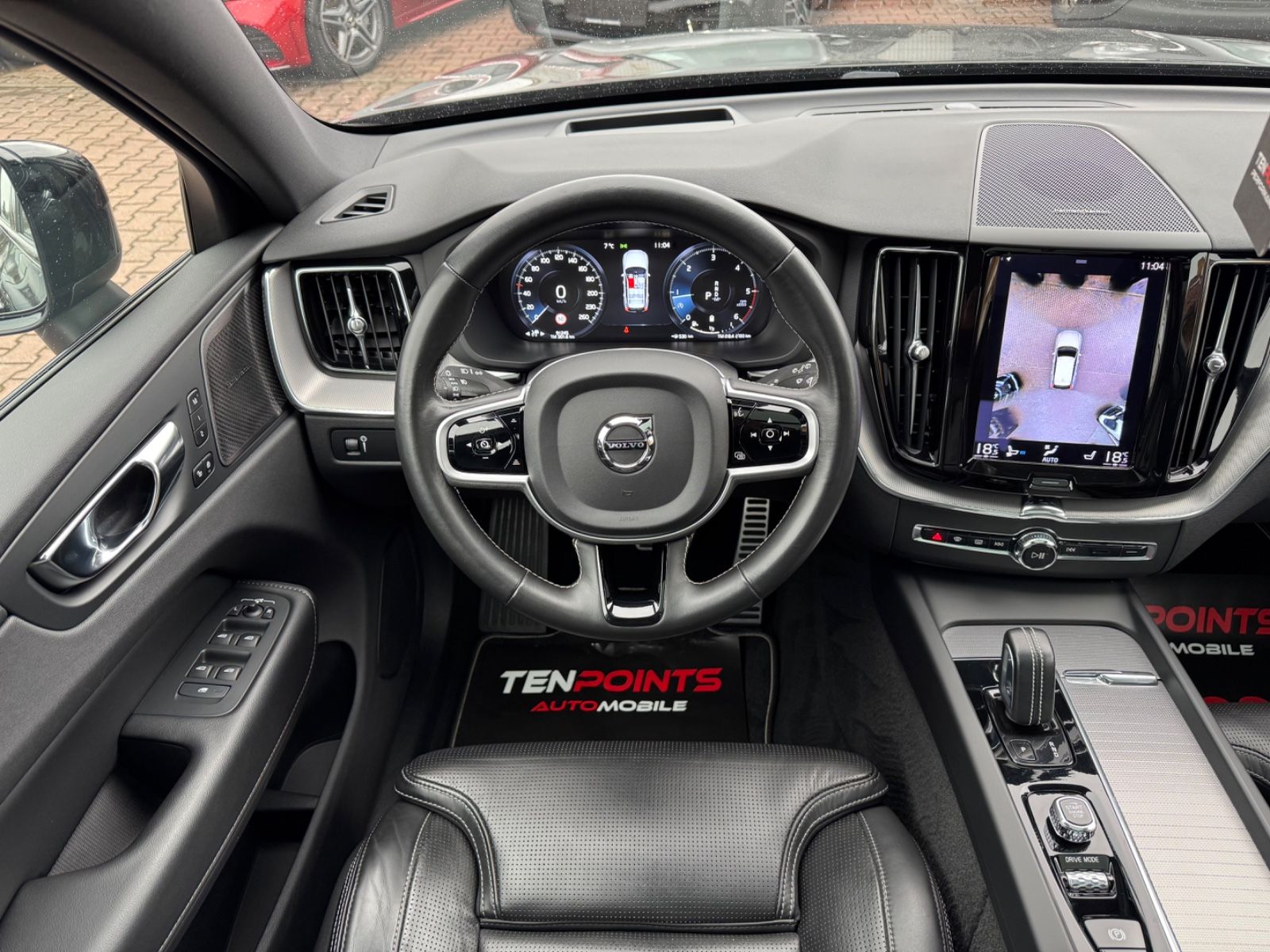 Volvo XC60 R Design AWD - Samsaru's Car Outlet