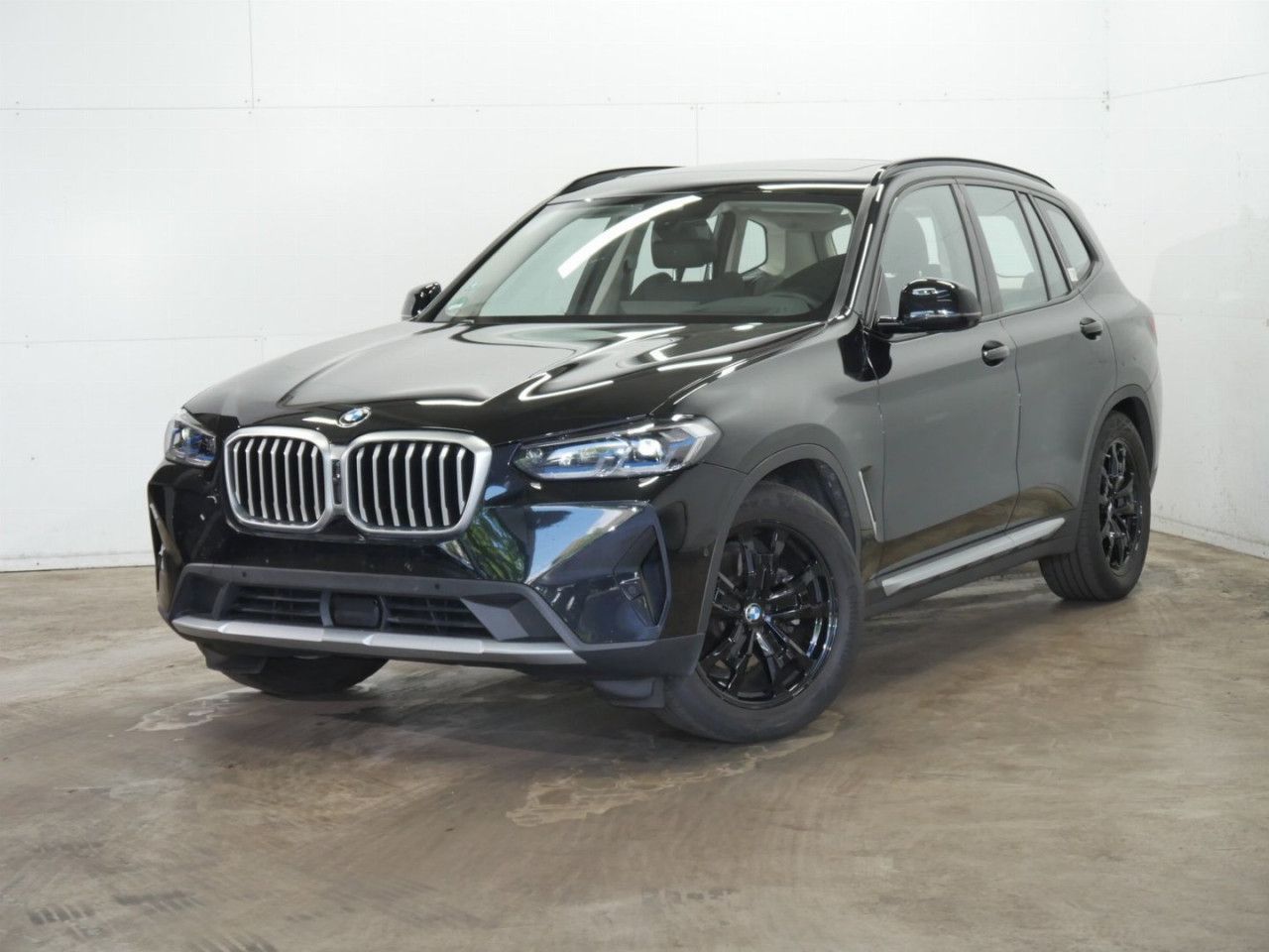 BMW X3 xDrive20d LiveCPr - Samsaru's Car Outlet