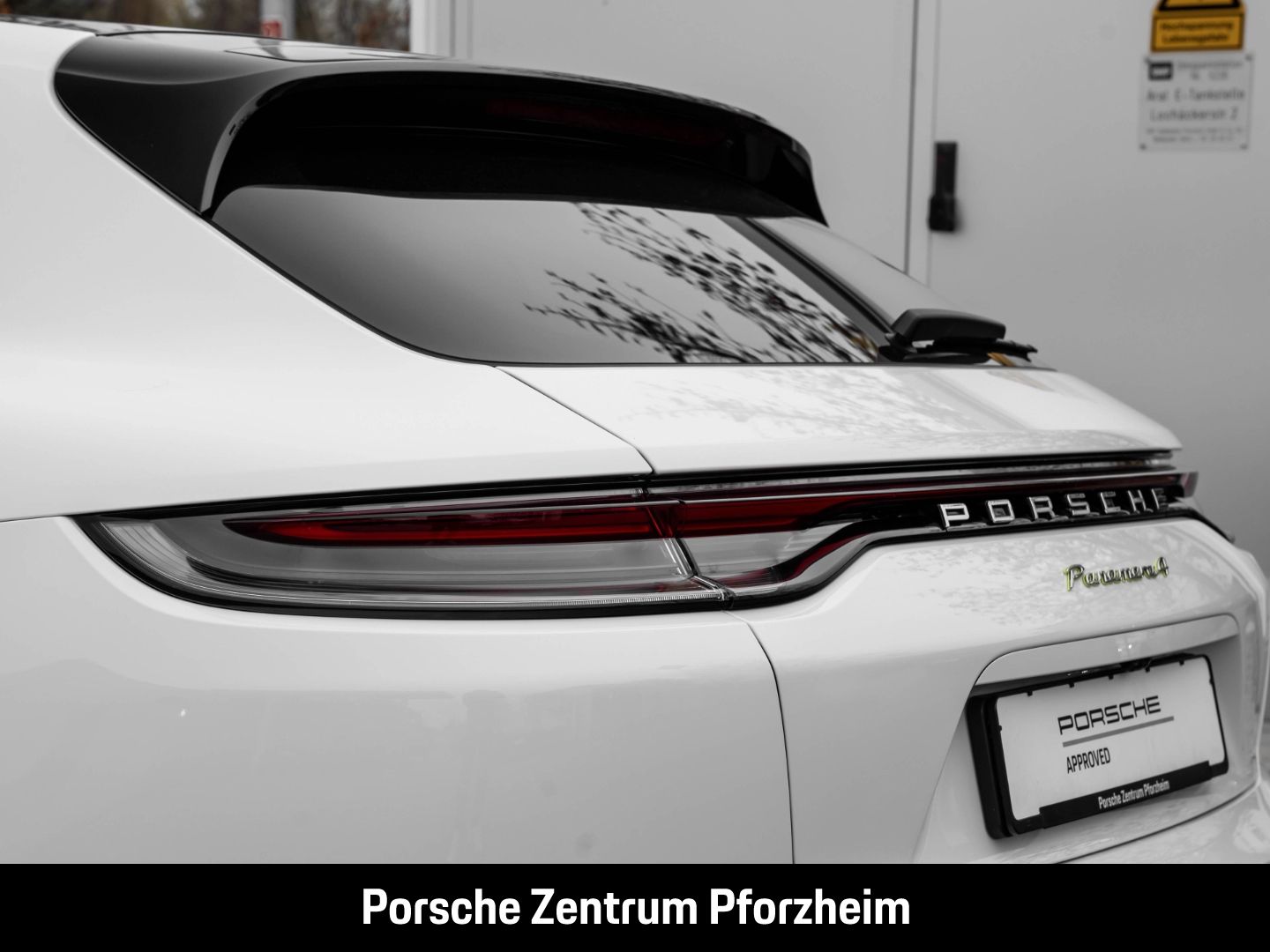Porsche Panamera 4 E-Hybrid Sport Turismo