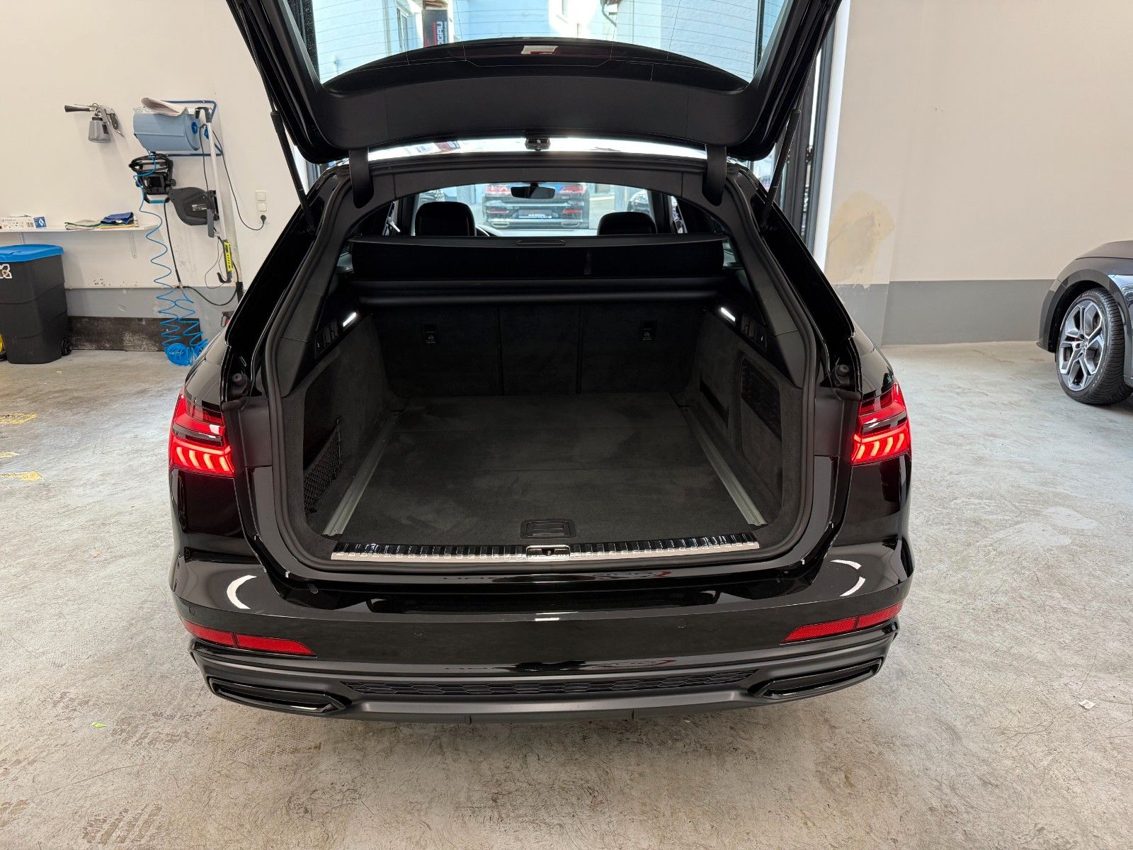 Audi A6 Avant 50 TDI quattro S-Line - Samsaru's Car Outlet