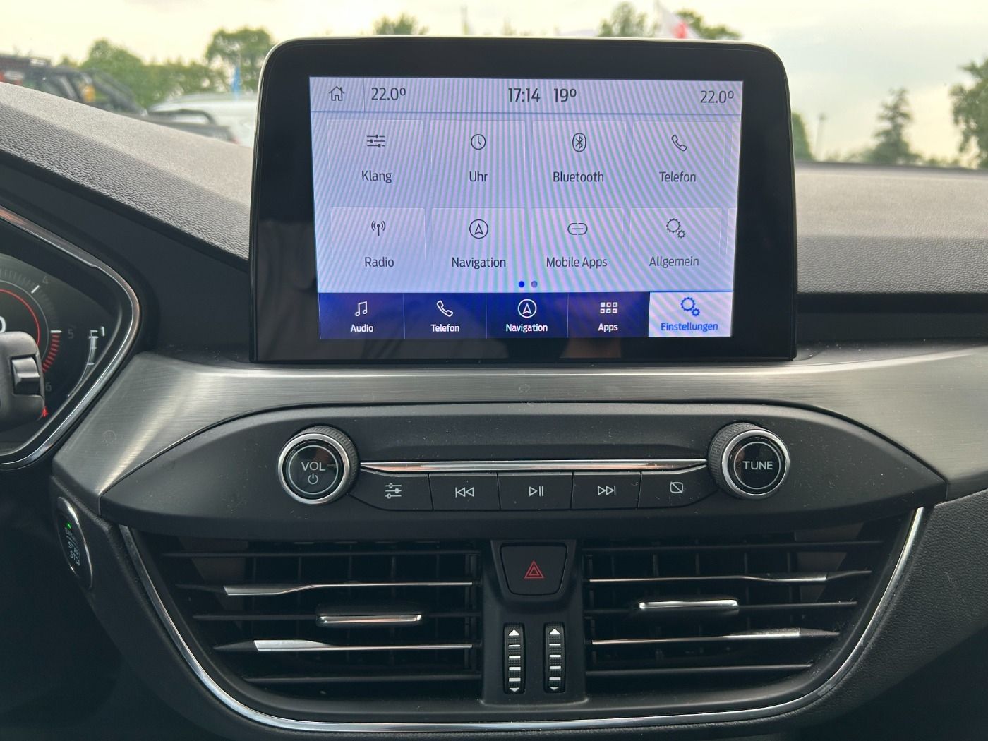 Ford Focus Turnier 1.5 EcoBlue Titanium X - Samsaru's Car Outlet