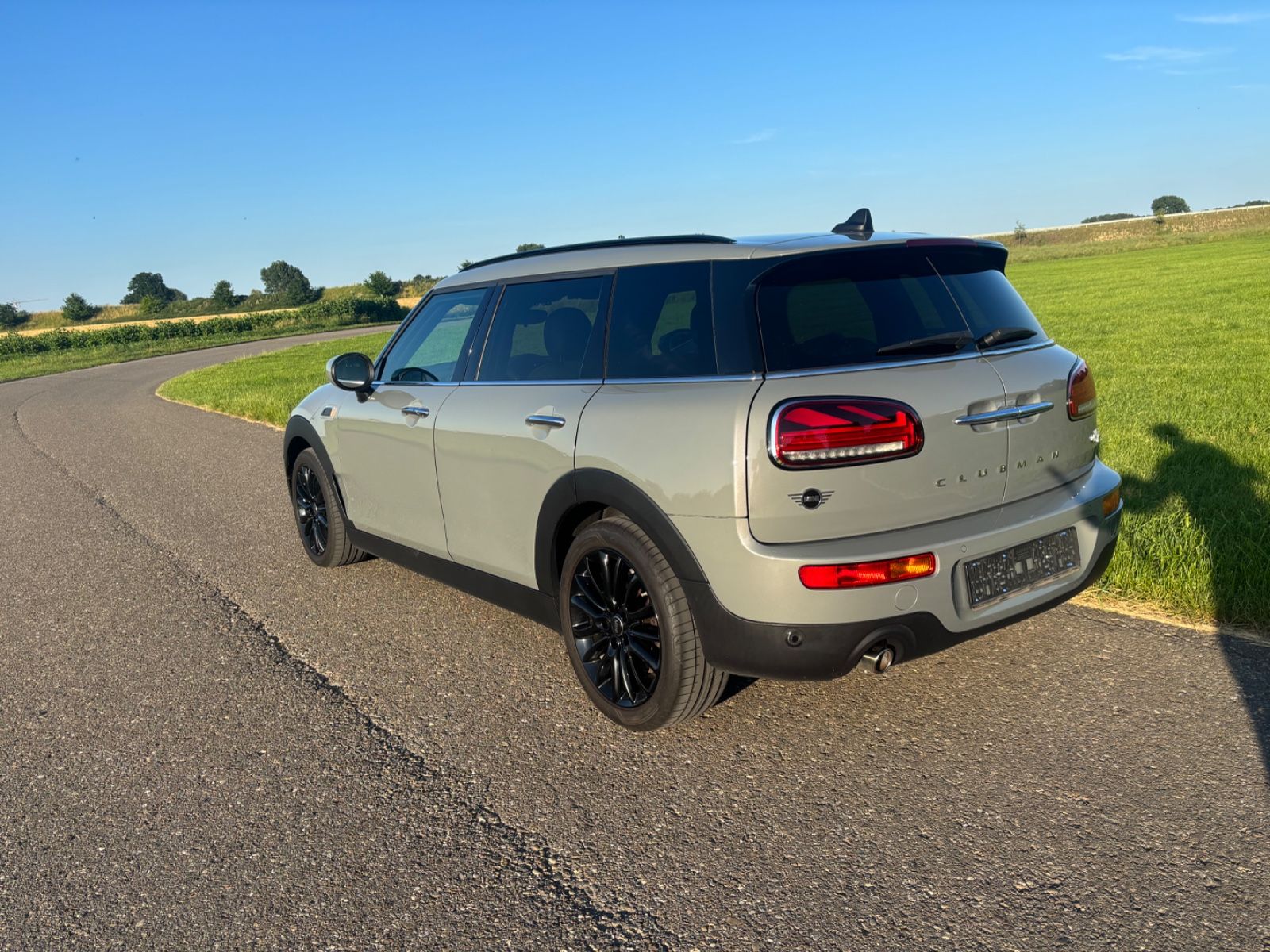 MINI One Clubman - Samsaru's Car Outlet