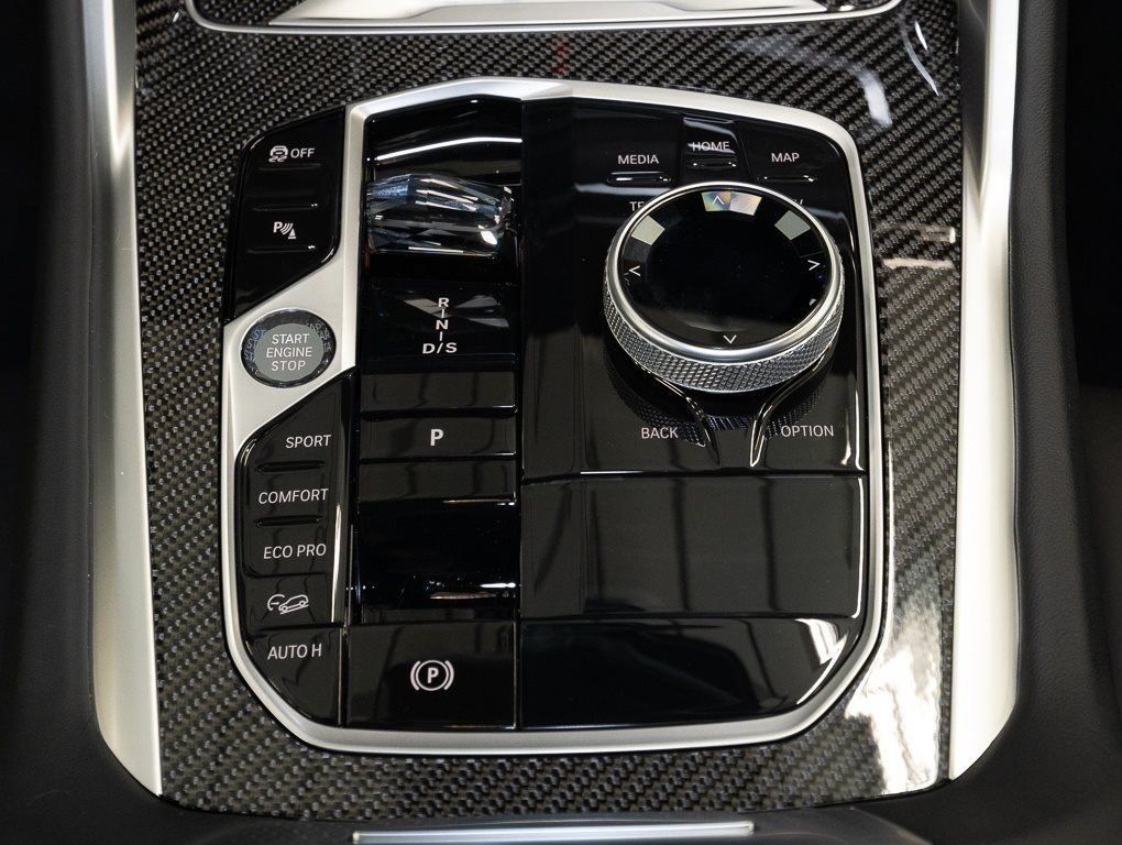 BMW X6 xDrive40d MSport PANO HuD AHK B/W DA Prof