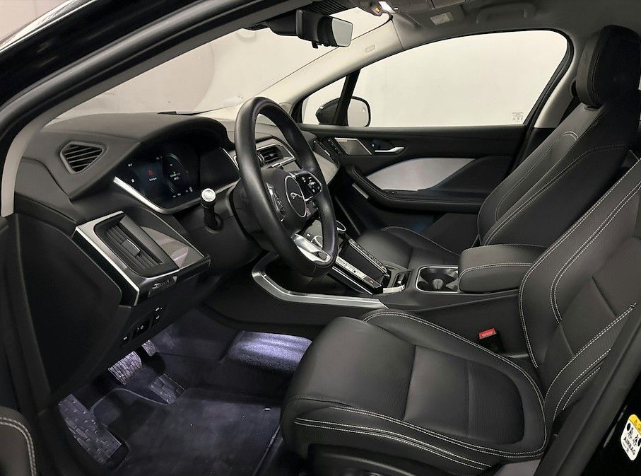 Jaguar I-PACE HSE/BlackPack/HUD/AIR/22Zoll/Matrix/750W