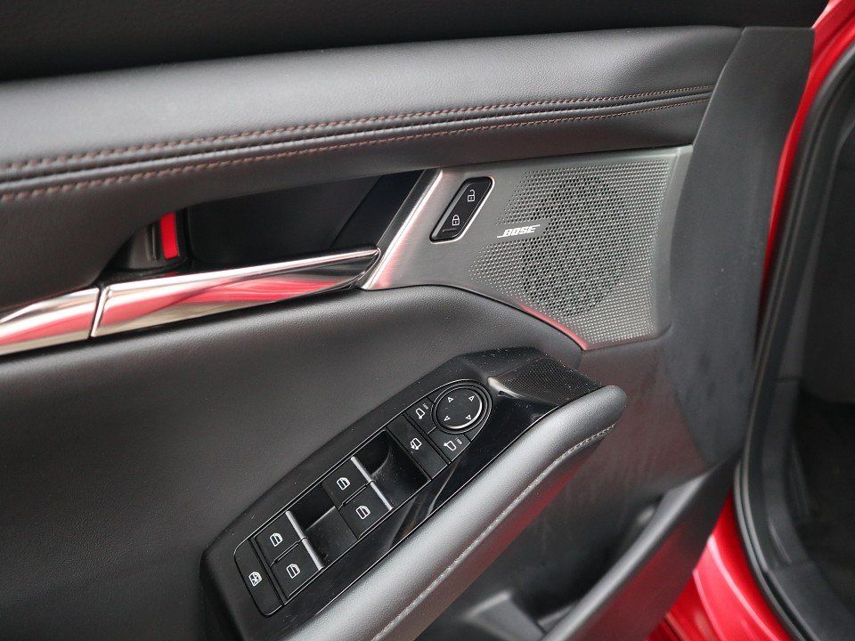 Mazda 3 M-Hybrid Selection G-150 AT LEDER-S PRE-P DES-