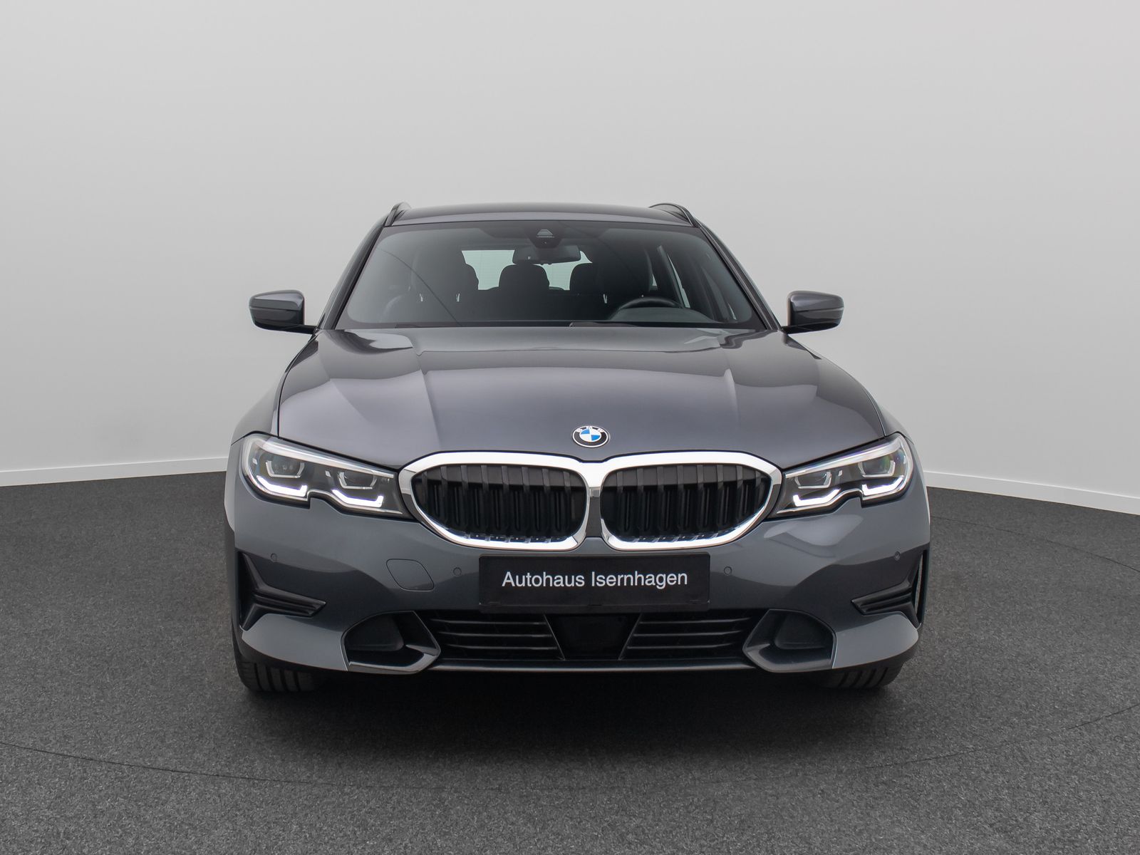 BMW 320i Sport Line - Samsaru's Car Outlet