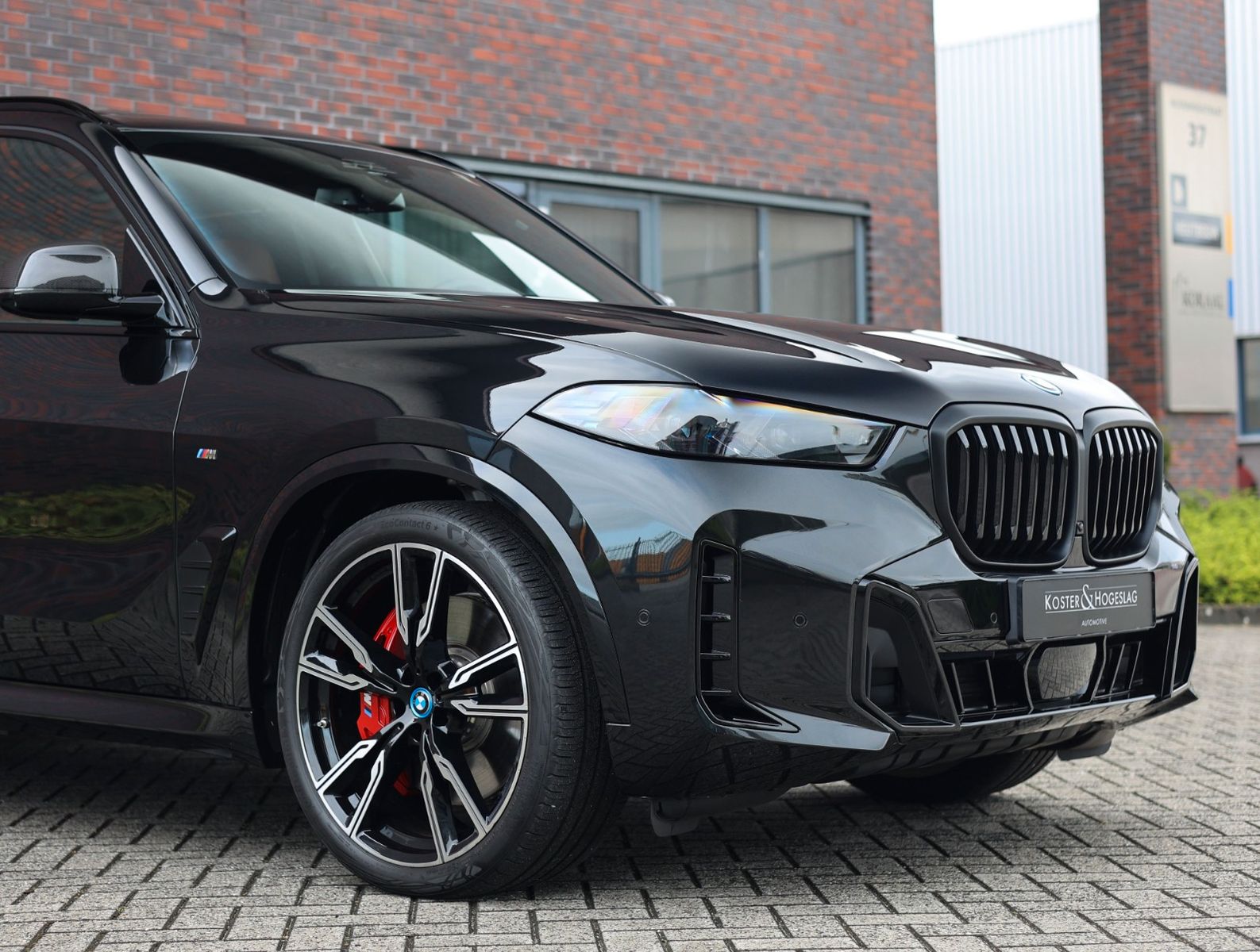 BMW X5 50e xDrive | Individual - Sky - AHK - Bow&Wil