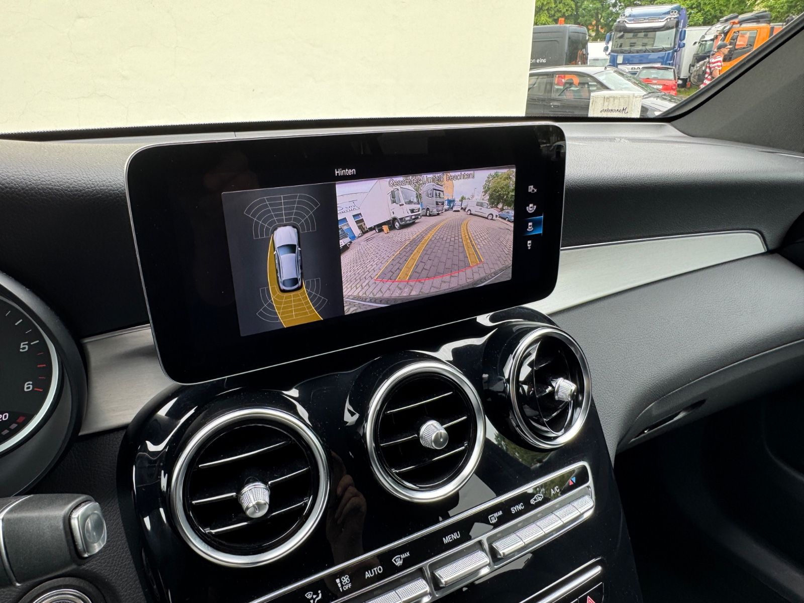 Mercedes-Benz GLC 300 d 4-Matic Business - Samsaru's Car Outlet