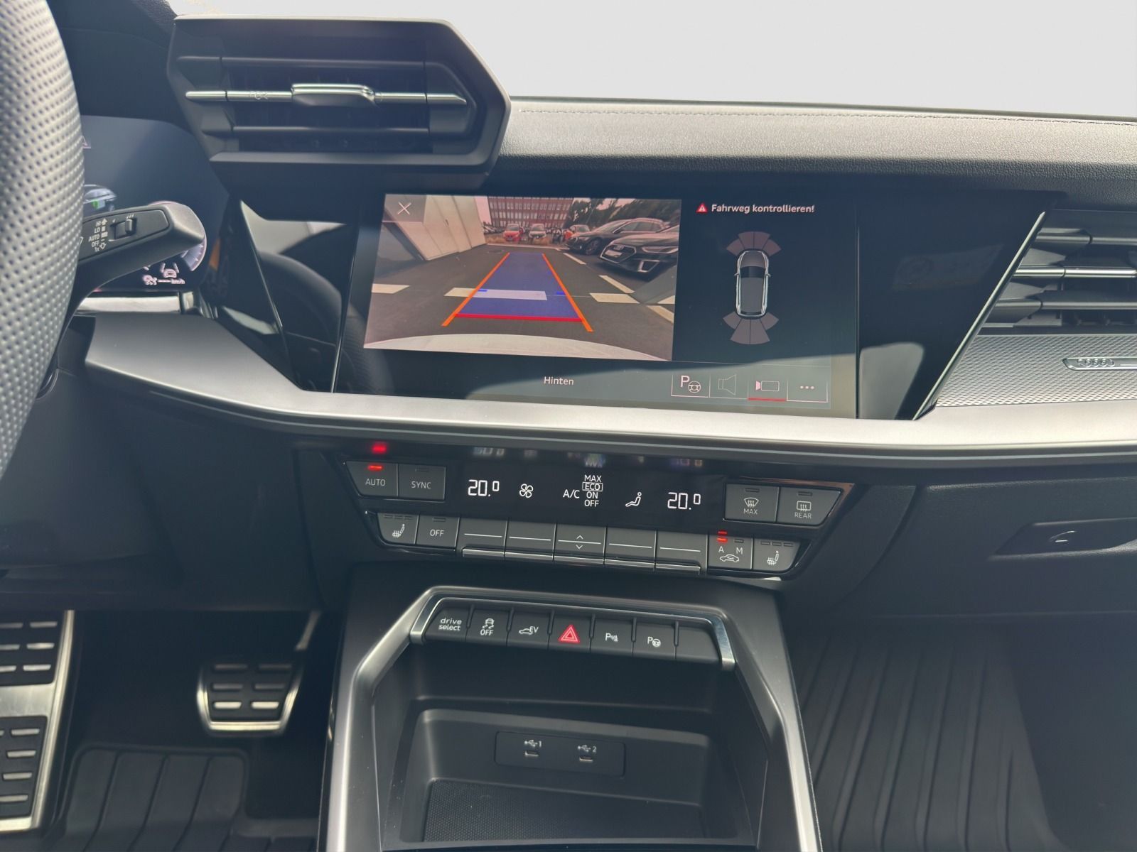 Audi A3 Sportback 45 TFSI e S line - Samsaru's Car Outlet