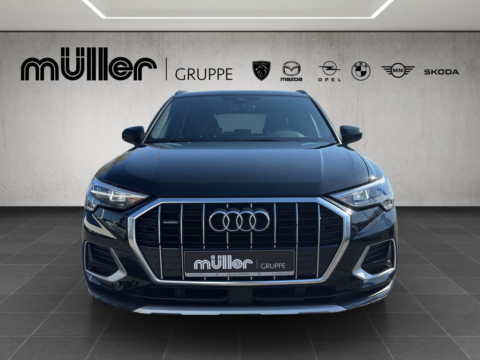 Audi Q3 45 TFSI quattro - Samsaru's Car Outlet