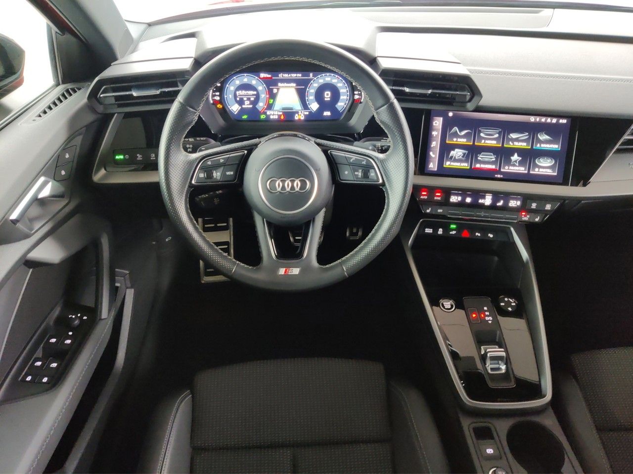 Audi A3 Sportback 40 TFSIe S tronic S line, AHK, LED