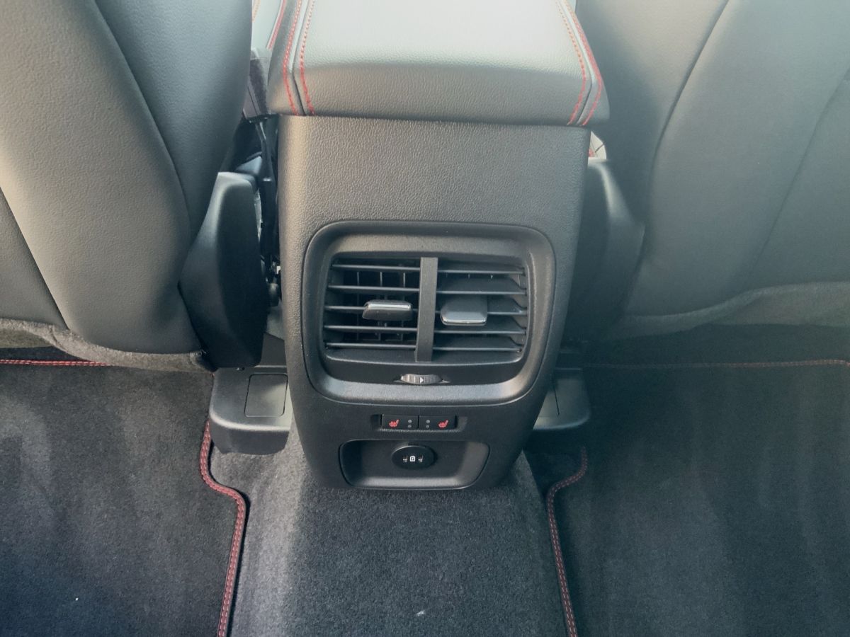 Ford Kuga ST-Line X - Samsaru's Car Outlet