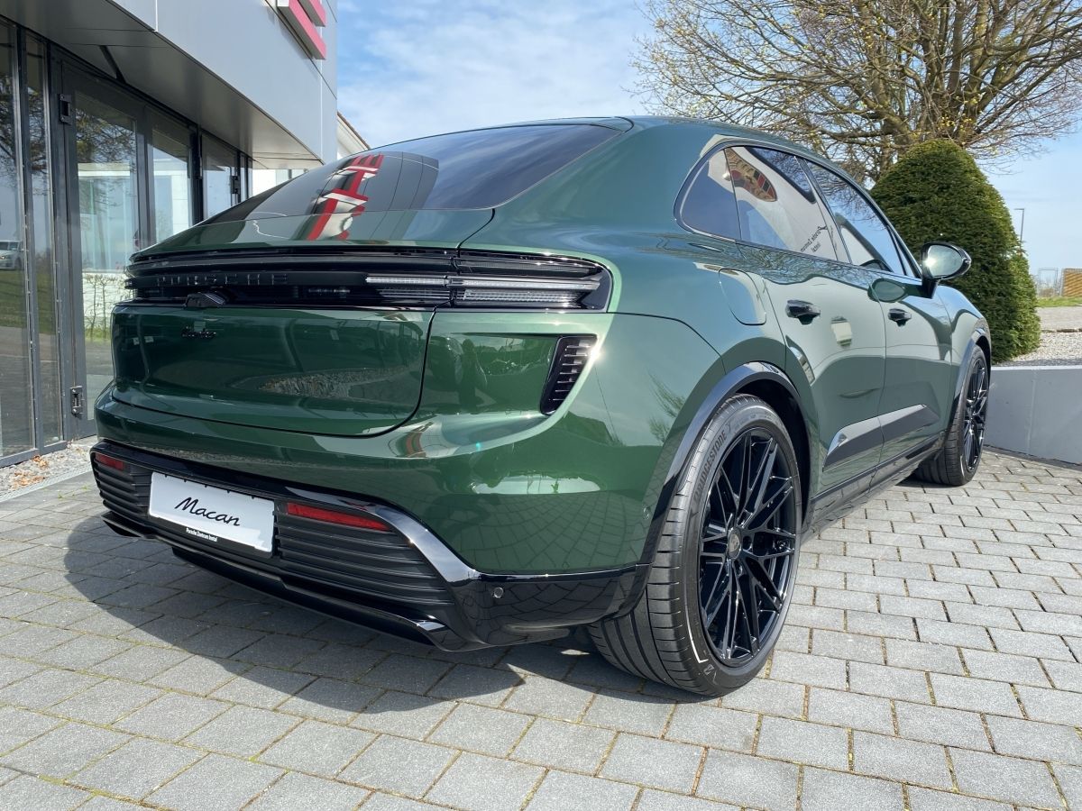 Porsche Macan Turbo | 22-Zoll Räder | InnoDrive