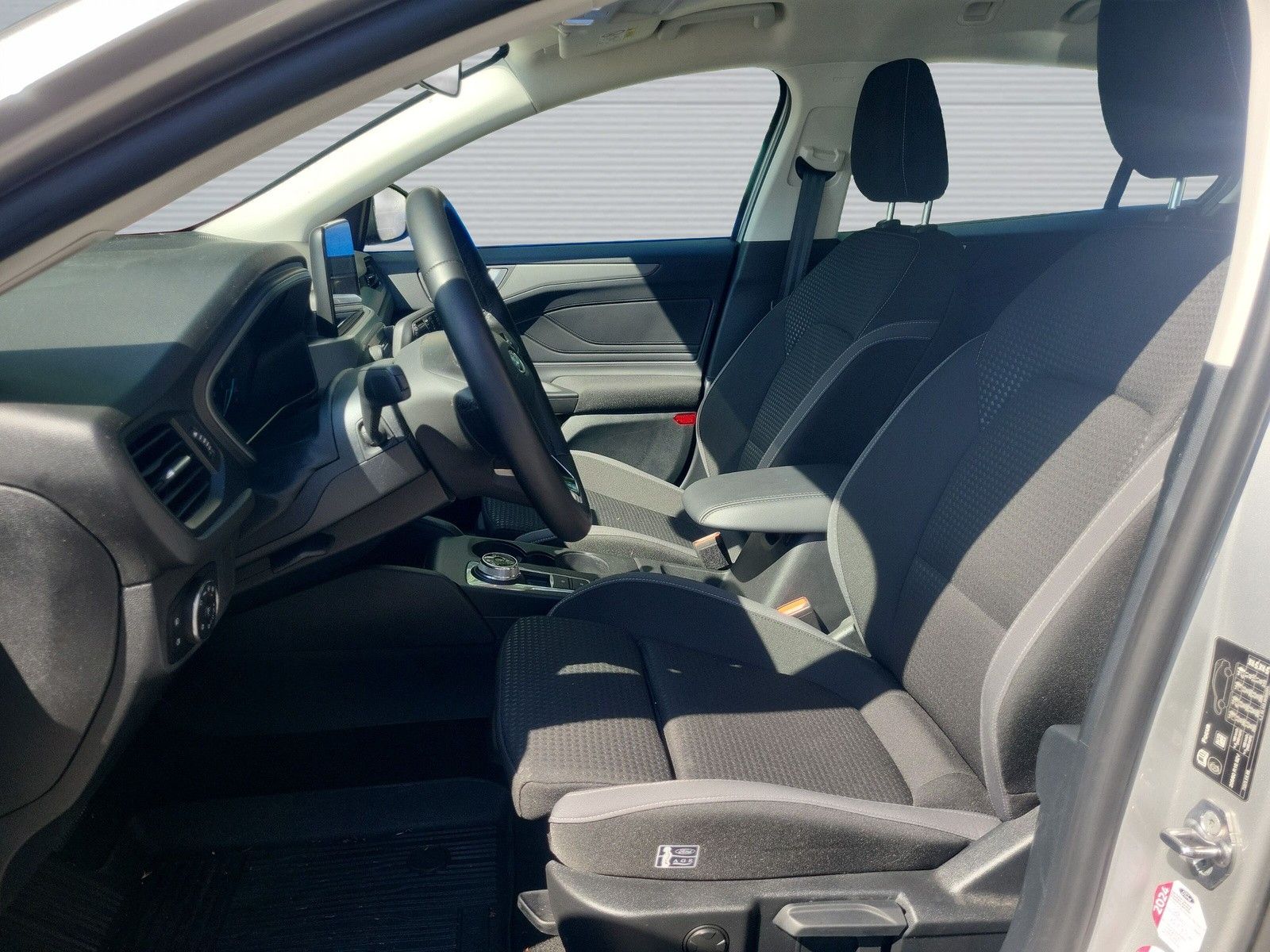 Ford Focus 1.5 TDCi AT - Samsaru's Car Outlet