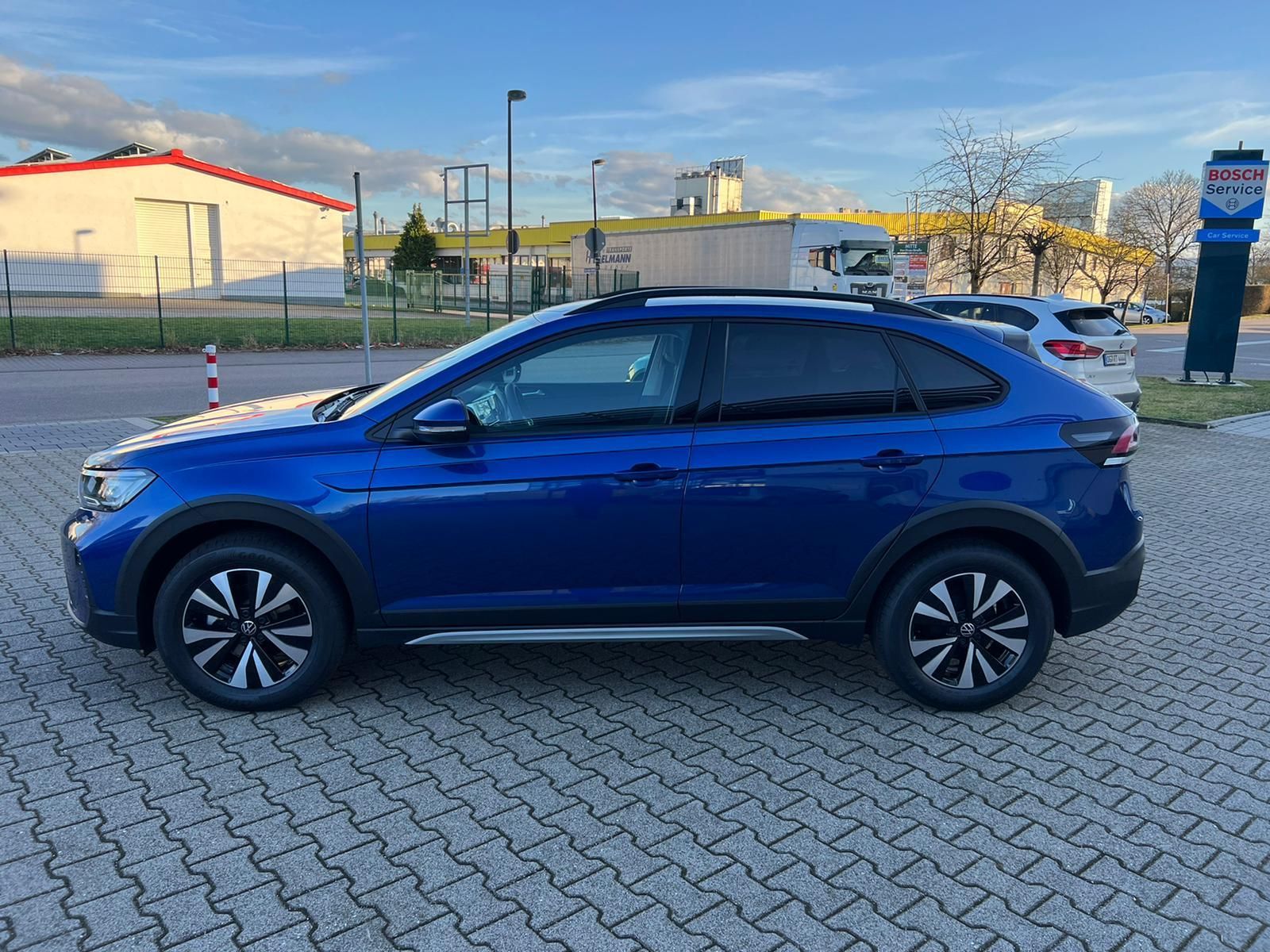 Volkswagen Taigo 1.0 TSI Life - Samsaru's Car Outlet