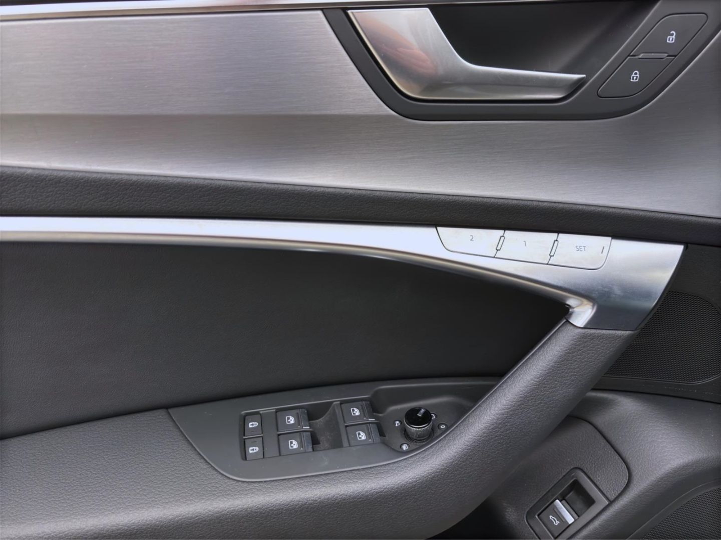 Audi A6 Avant 45 TFSi Q S LINE - Samsaru's Car Outlet