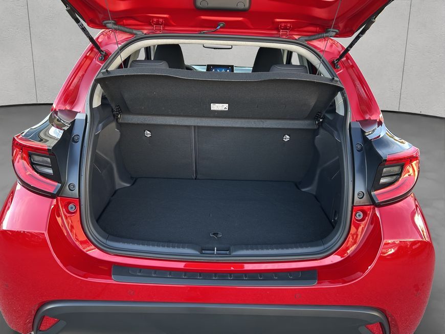 Toyota Yaris Hybrid 1.5 VVT-i Team Deutschland