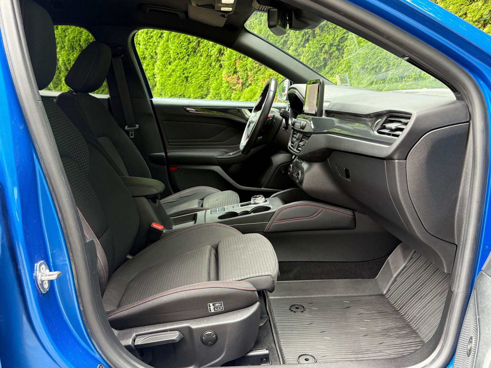 Ford Focus Tur. 1.5 EB Aut. ST-Line X - Samsaru's Car Outlet