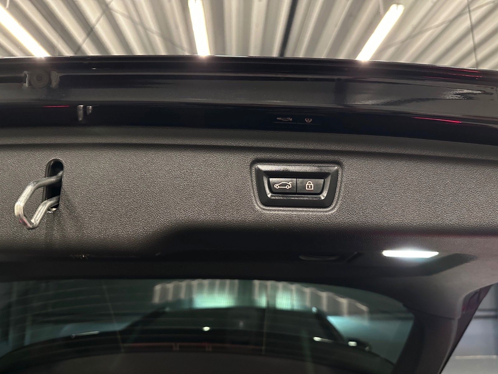 BMW 330d touring xDrive M-Sport - Samsaru's Car Outlet