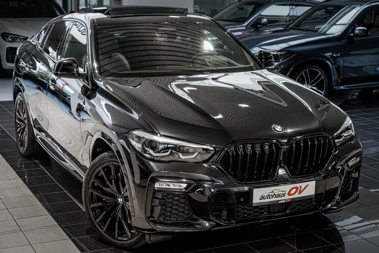 BMW X6 40xd M Sport*3xTV*Carbon*Massage*ACC*PanoSKY*