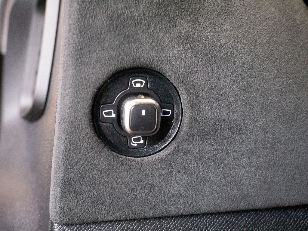 DS Automobiles DS 4 E-TENSE 225 Performance Line + MATRIX-LED