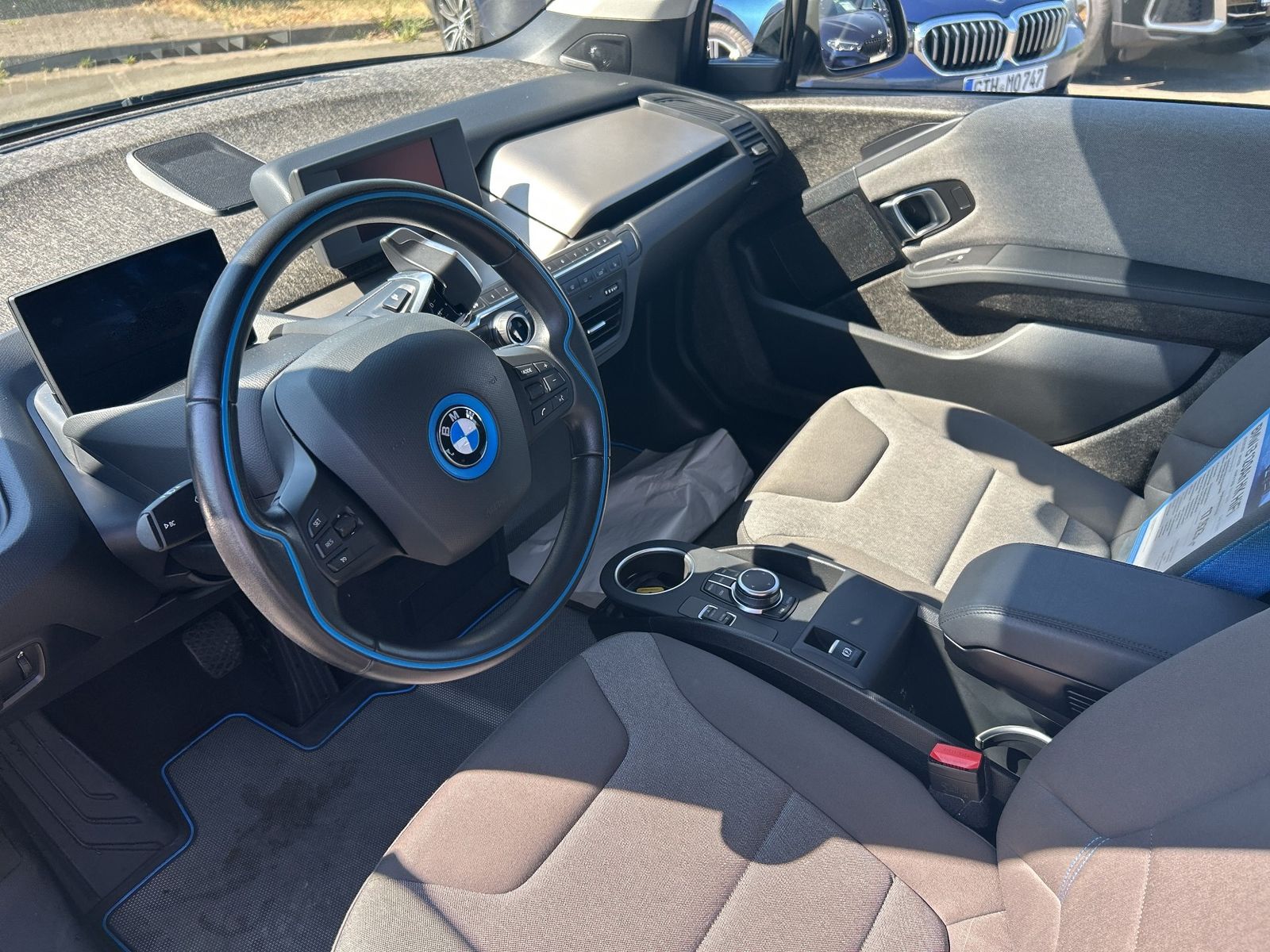 BMW i3 120Ah - Samsaru's Car Outlet