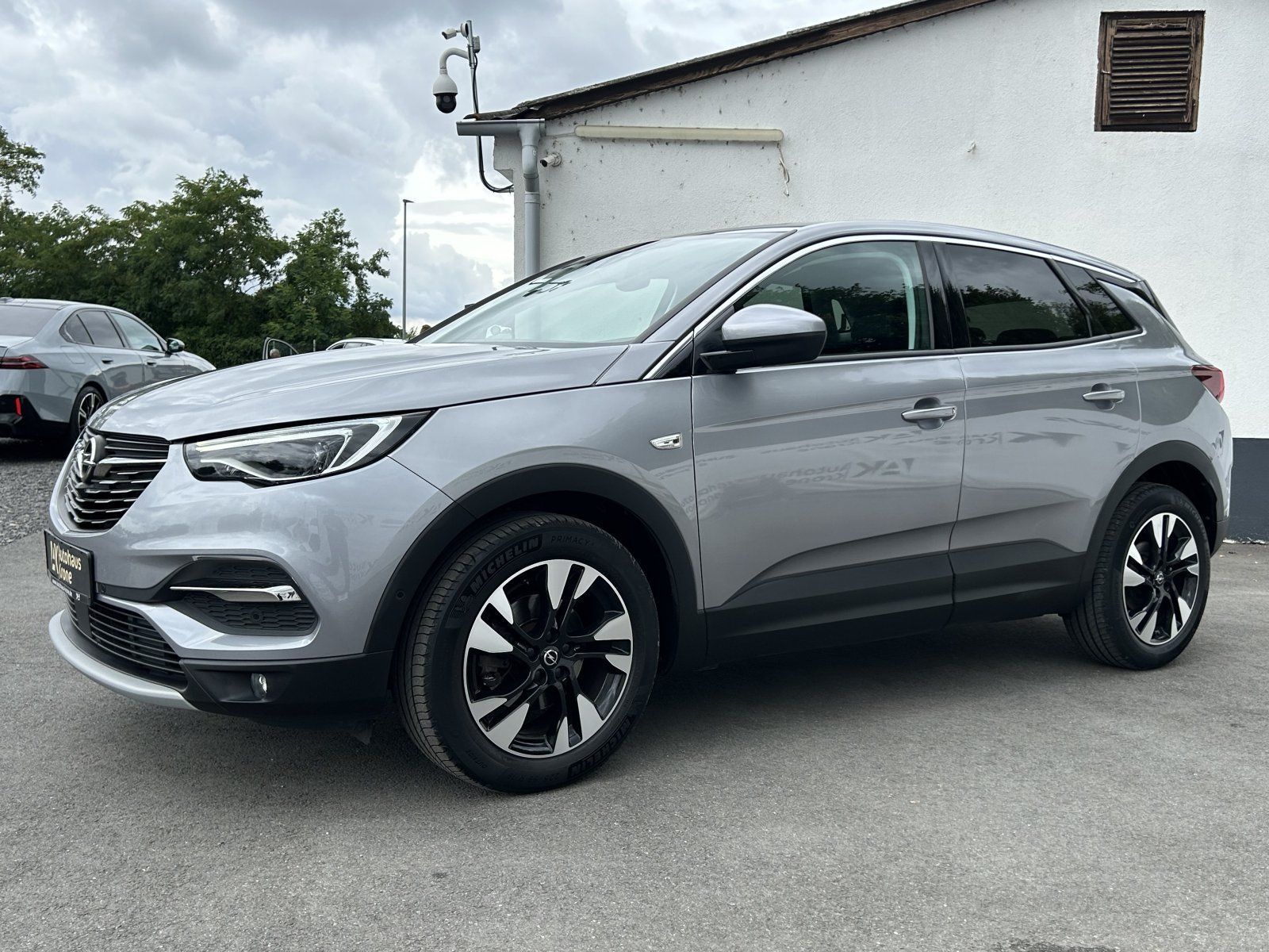 Opel Grandland X 1.5 D INNOVATION - Samsaru's Car Outlet