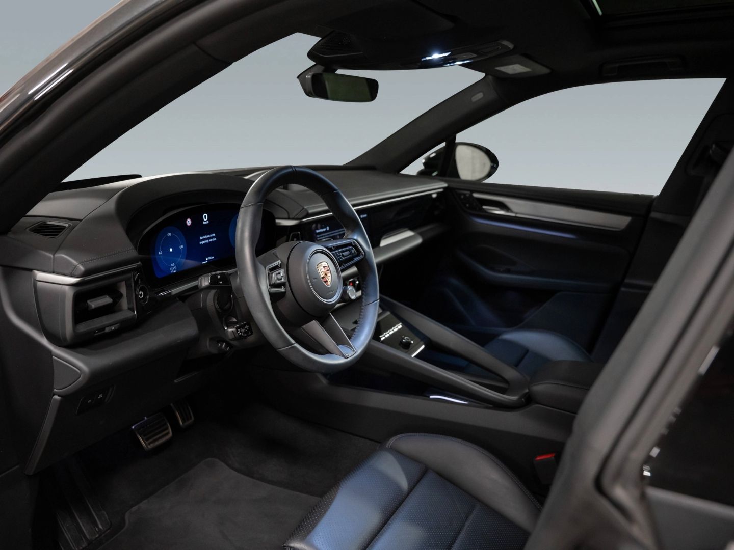 Porsche Macan 4S Sport Chrono Paket AR HUD InnoDrive