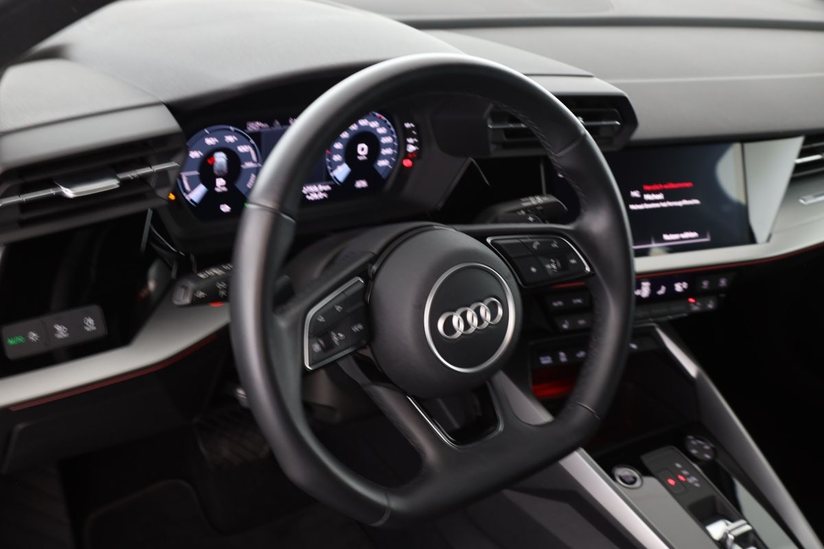 Audi A3 Sportback 40 TFSI e S tronic advanced - Samsaru's Car Outlet