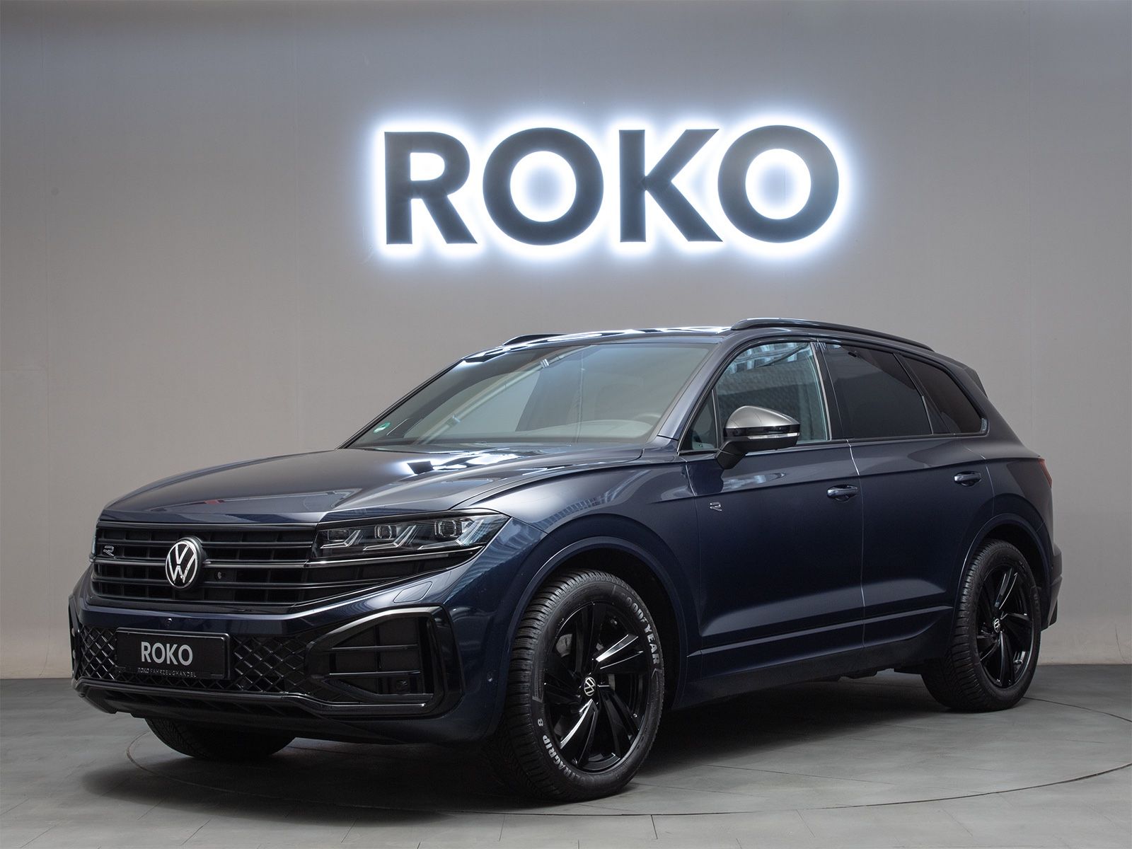 Volkswagen Touareg R-Line 360°Massage HuD StandHz DYN Pano