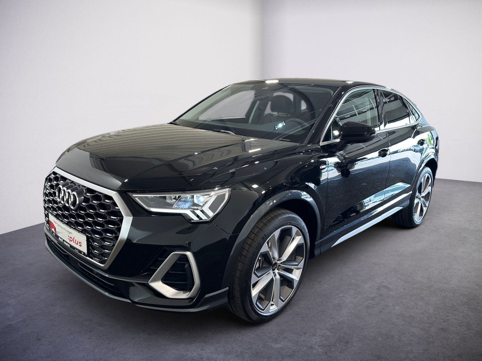 Audi Q3 Sportback 40 TFSI QUATT S LINE - Samsaru's Car Outlet