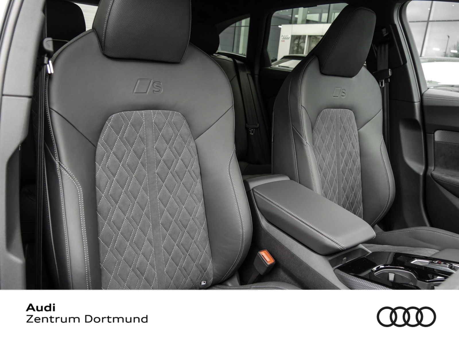 Audi A5 Avant S LINE AHK 360CAM ACC LM19 EKLAPPE NAVI
