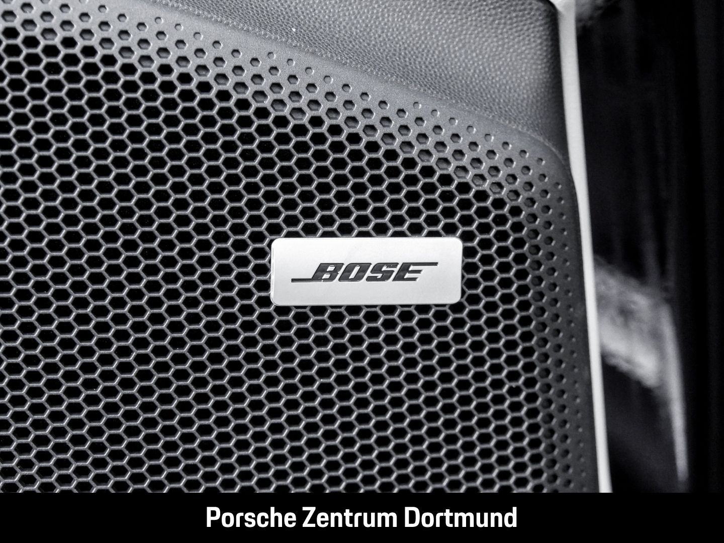 Porsche Macan 4 BOSE Surround-View Panorama LED-Matrix