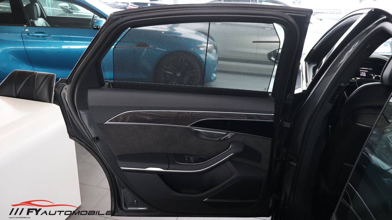 Audi A8 50 TDI quattro S Line* AHK* Head Up* St. Heiz