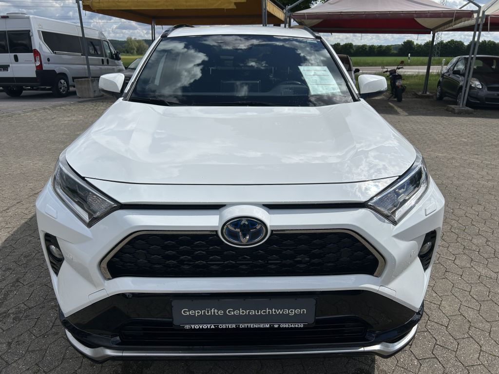 Toyota RAV 4 Plug-in-Hybrid - Samsaru's Car Outlet