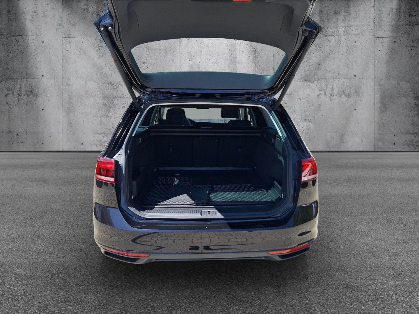 Volkswagen Passat 2.0 TSI BMT Business - Samsaru's Car Outlet