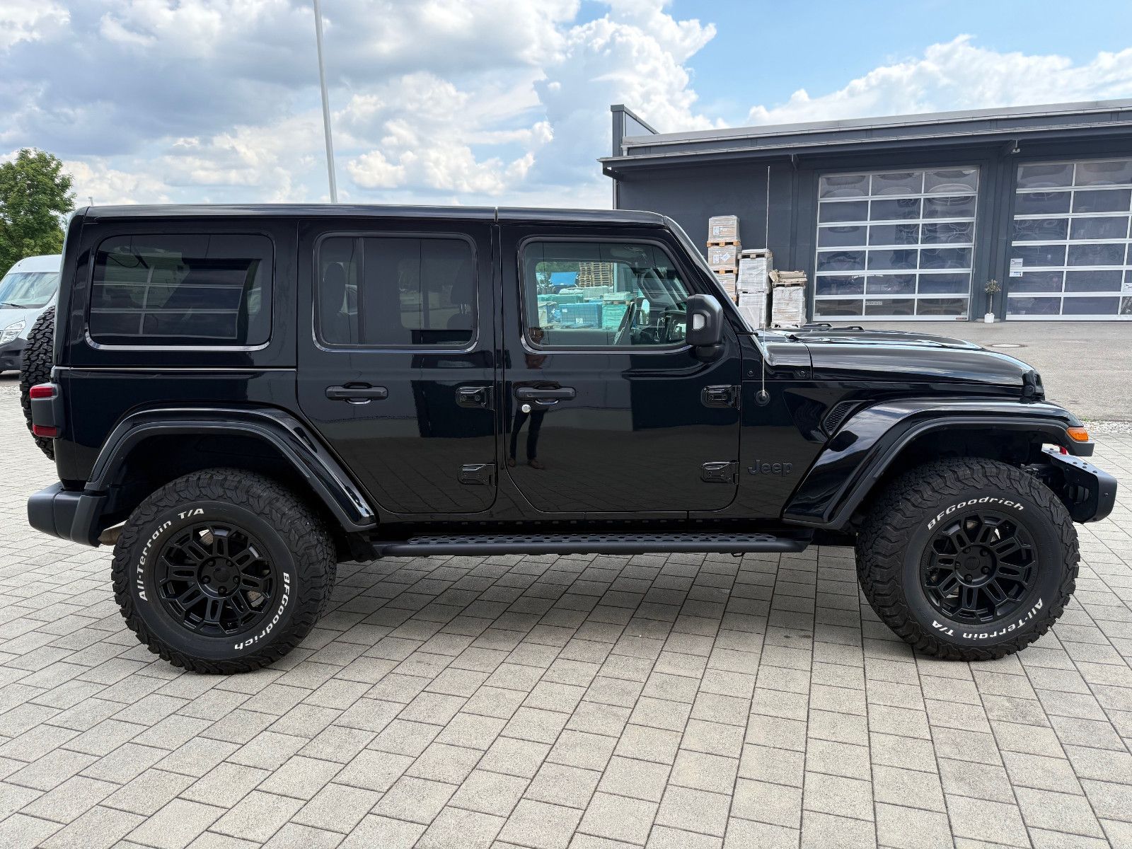 Jeep Wrangler 2.0 T-GDi Unlim. Night Eagle +Umbau+AHK