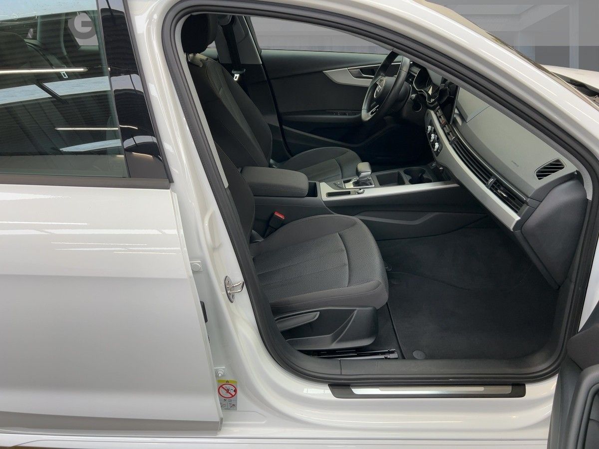 Audi A4 AVANT ADVANCED 40 TDI - Samsaru's Car Outlet